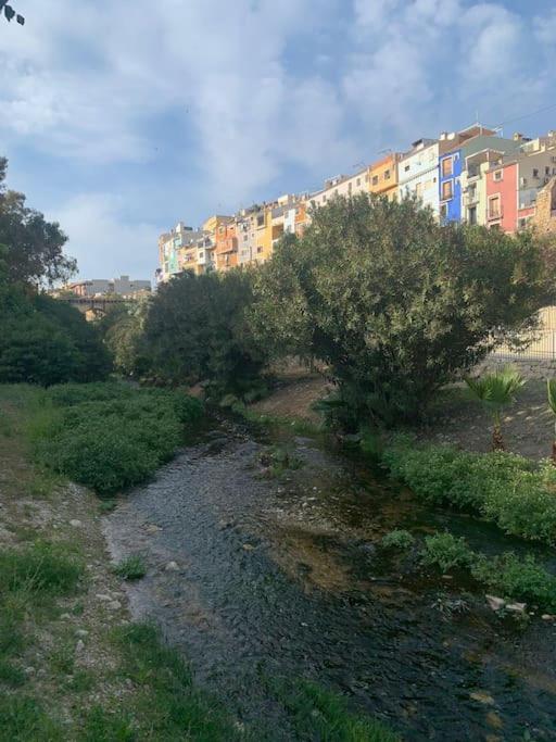 ויאחויוסה Preciosa Casa En Vilajoyosa Con Vistas Al Mar En Las Casas Colgantes Del Casco Antiguo מראה חיצוני תמונה